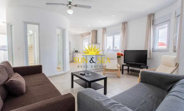 Long Term Rental - Villa - La Manga del Mar Menor - Zona Urbanización Veneziola Golf