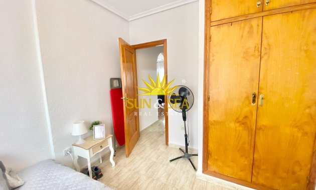 Alquiler a largo plazo - Bungalow - Torrevieja - Aguas Nuevas