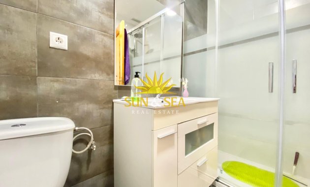 Alquiler a largo plazo - Bungalow - Torrevieja - Aguas Nuevas