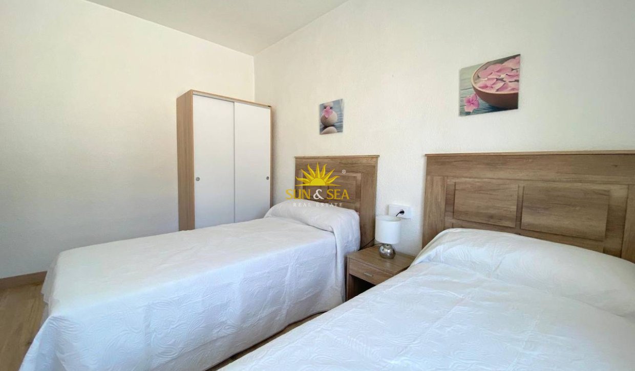 Location à long terme - Villa - Torrevieja - Los Balcones - Los Altos del Edén