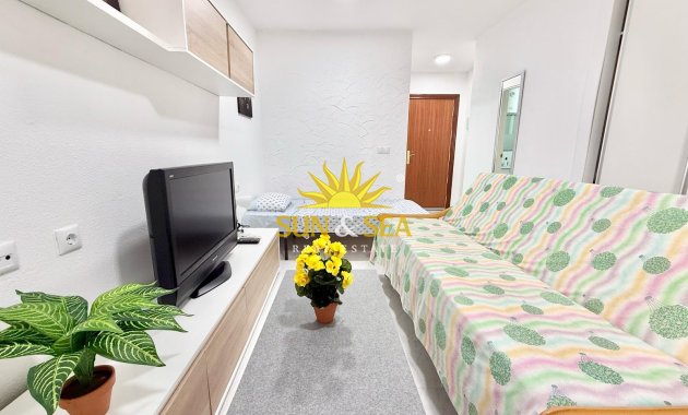 Долгосрочная аренда - Studio apartment - Torrevieja - Centro