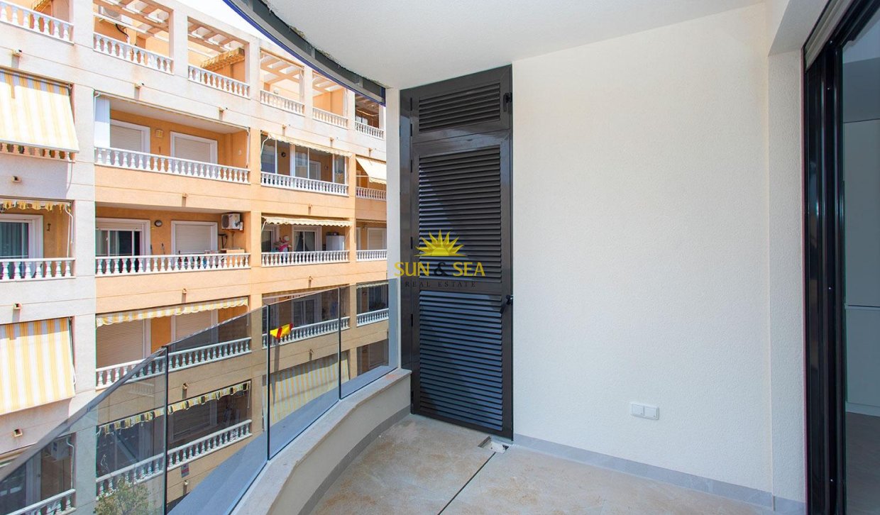 Reventa - Apartamento - Torrevieja - Paseo maritimo