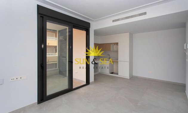 Reventa - Apartamento - Torrevieja - Paseo maritimo