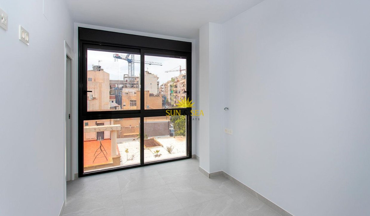 Reventa - Apartamento - Torrevieja - Paseo maritimo