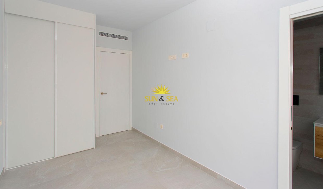 Reventa - Apartamento - Torrevieja - Paseo maritimo