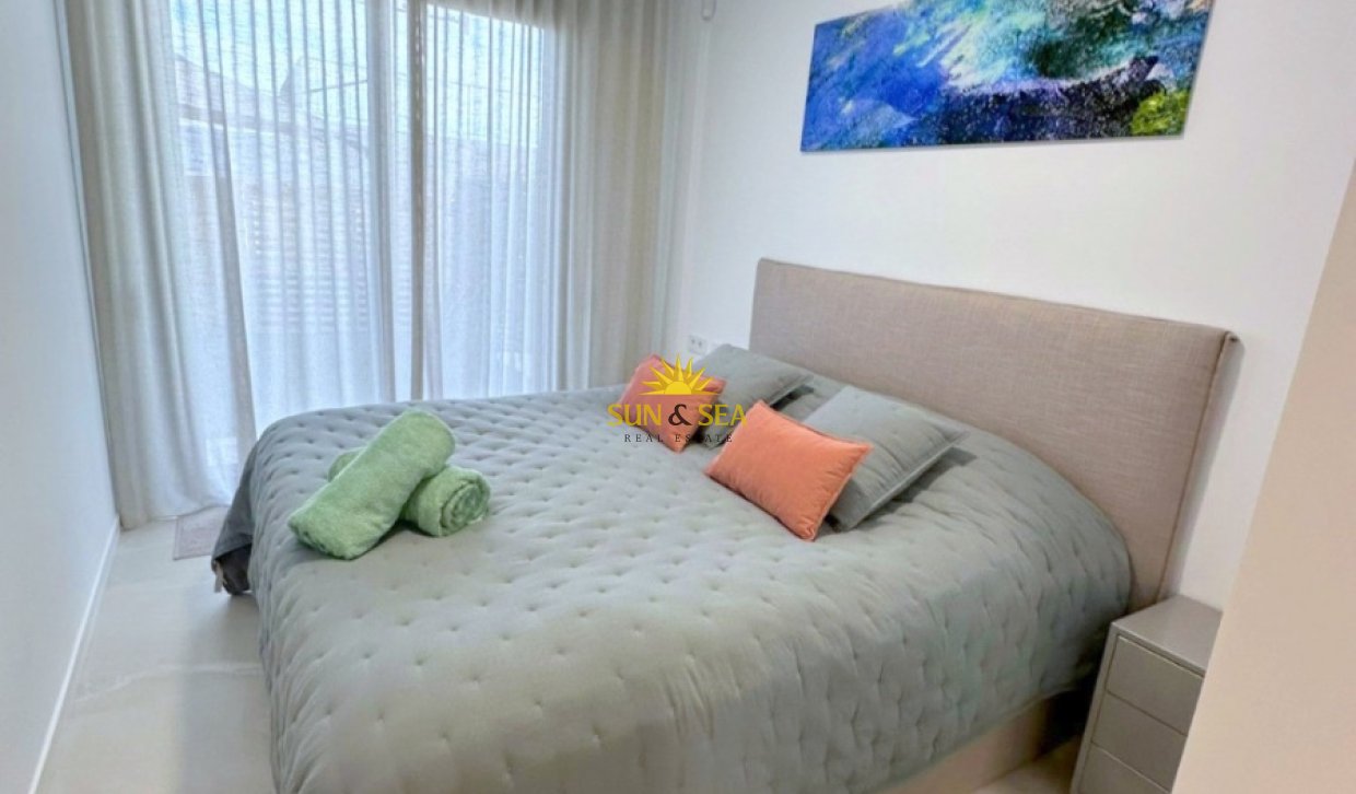 Location à long terme - Appartement - Finestrat
