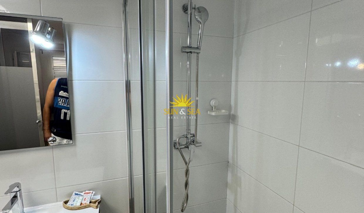 Resale - Apartment - Santa Pola