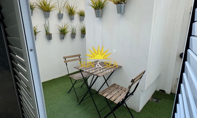 Resale - Apartment - Santa Pola