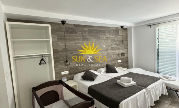 Resale - Apartment - Santa Pola