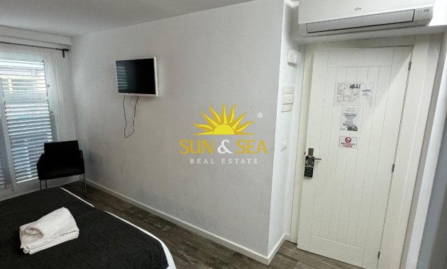 Resale - Apartment - Santa Pola