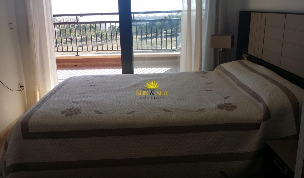 Location à long terme - Appartement - Arenales del Sol