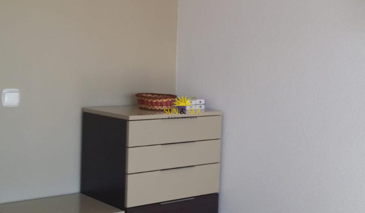 Location à long terme - Appartement - Arenales del Sol