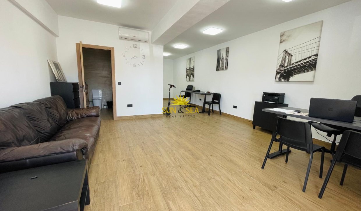 Resale - Commercial - Guardamar del Segura - Guardamar