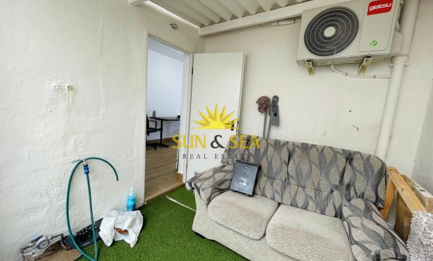 Resale - Commercial - Guardamar del Segura - Guardamar
