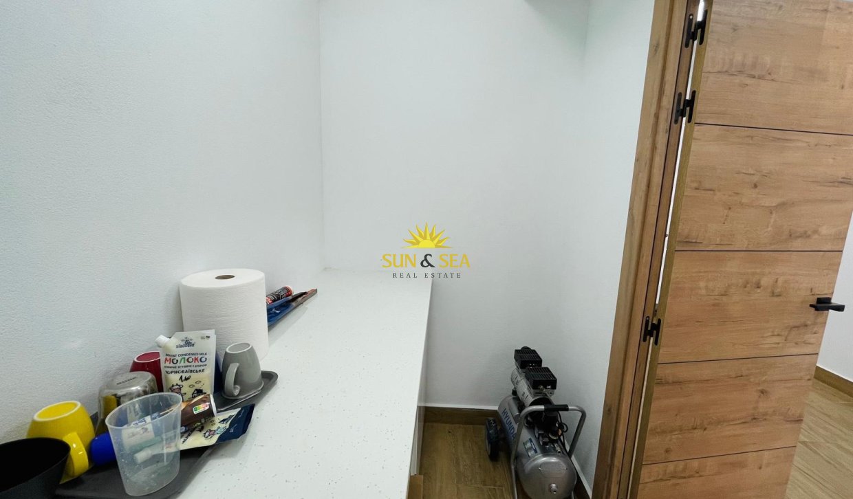 Resale - Commercial - Guardamar del Segura - Guardamar