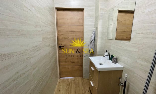 Resale - Commercial - Guardamar del Segura - Guardamar