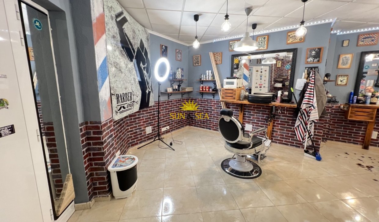 Resale - Commercial - Guardamar del Segura - Guardamar