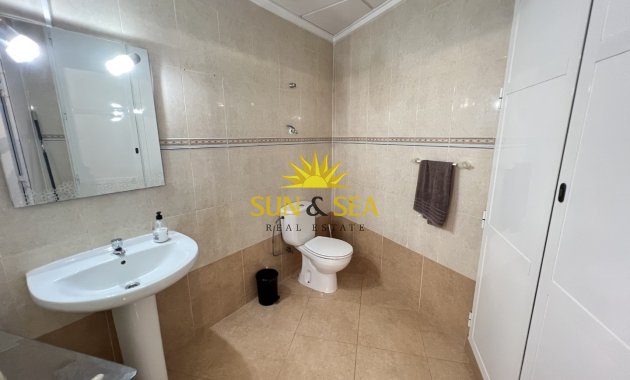 Resale - Commercial - Guardamar del Segura - Guardamar