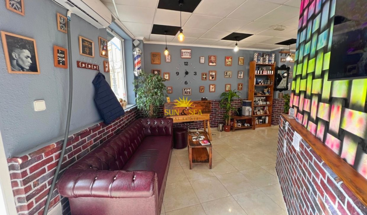 Resale - Commercial - Guardamar del Segura - Guardamar