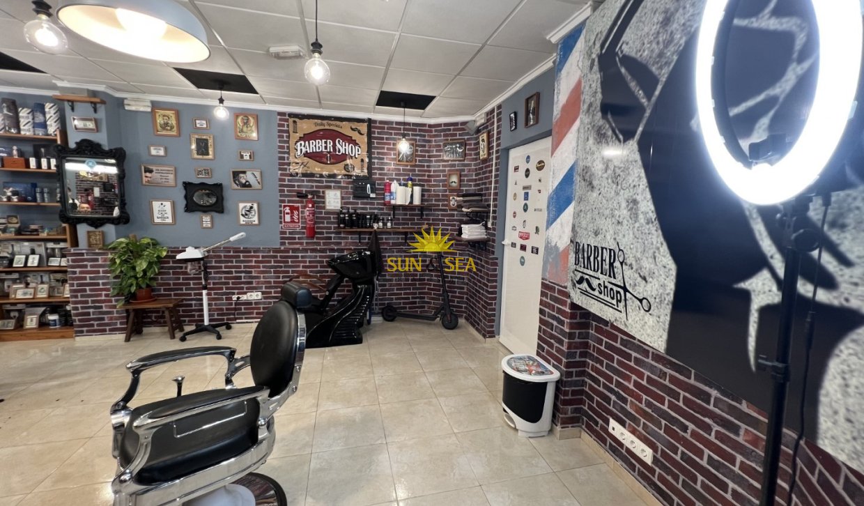 Resale - Commercial - Guardamar del Segura - Guardamar