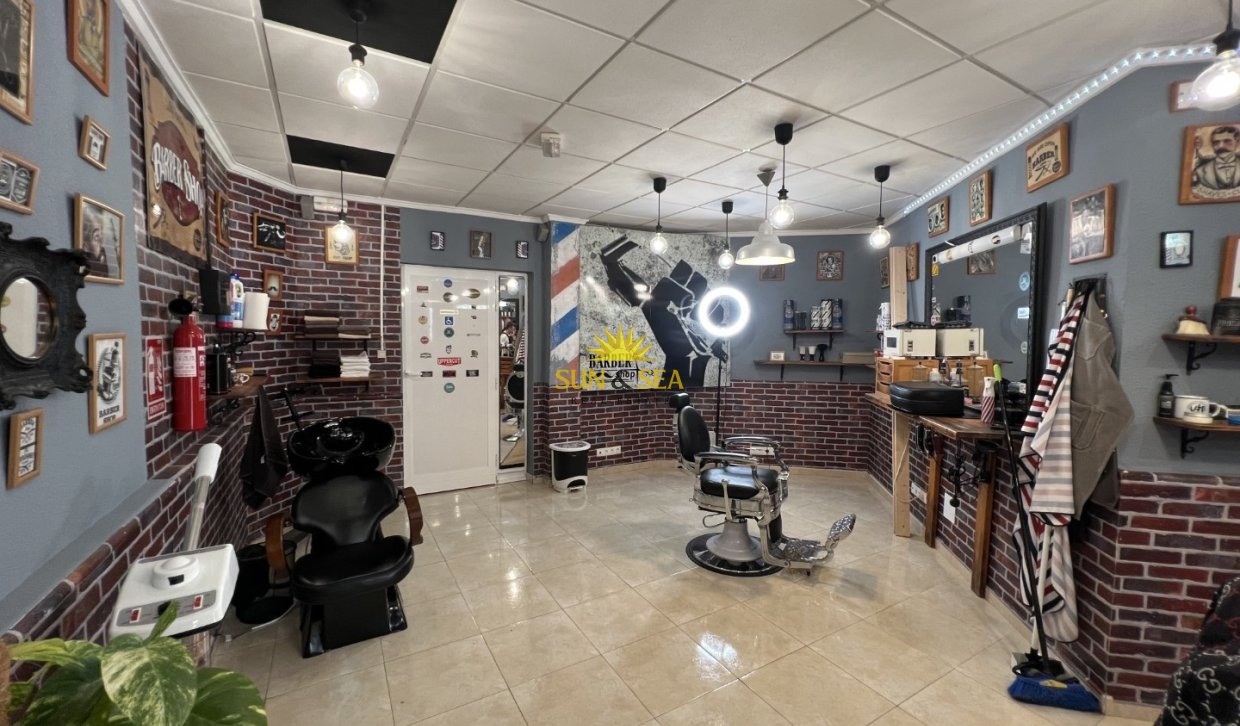 Resale - Commercial - Guardamar del Segura - Guardamar