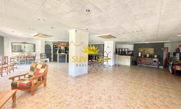 Reventa - Comercial - Torrevieja - Acequion