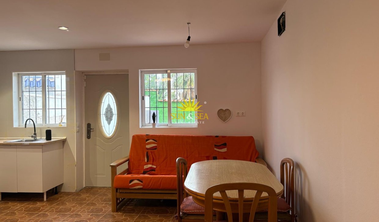 Alquiler a largo plazo - Ground Floor - Torrevieja - Torretas