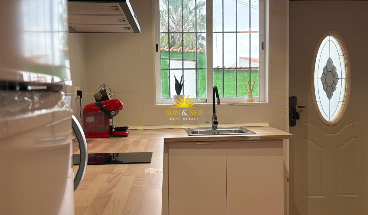 Alquiler a largo plazo - Ground Floor - Torrevieja - Torretas
