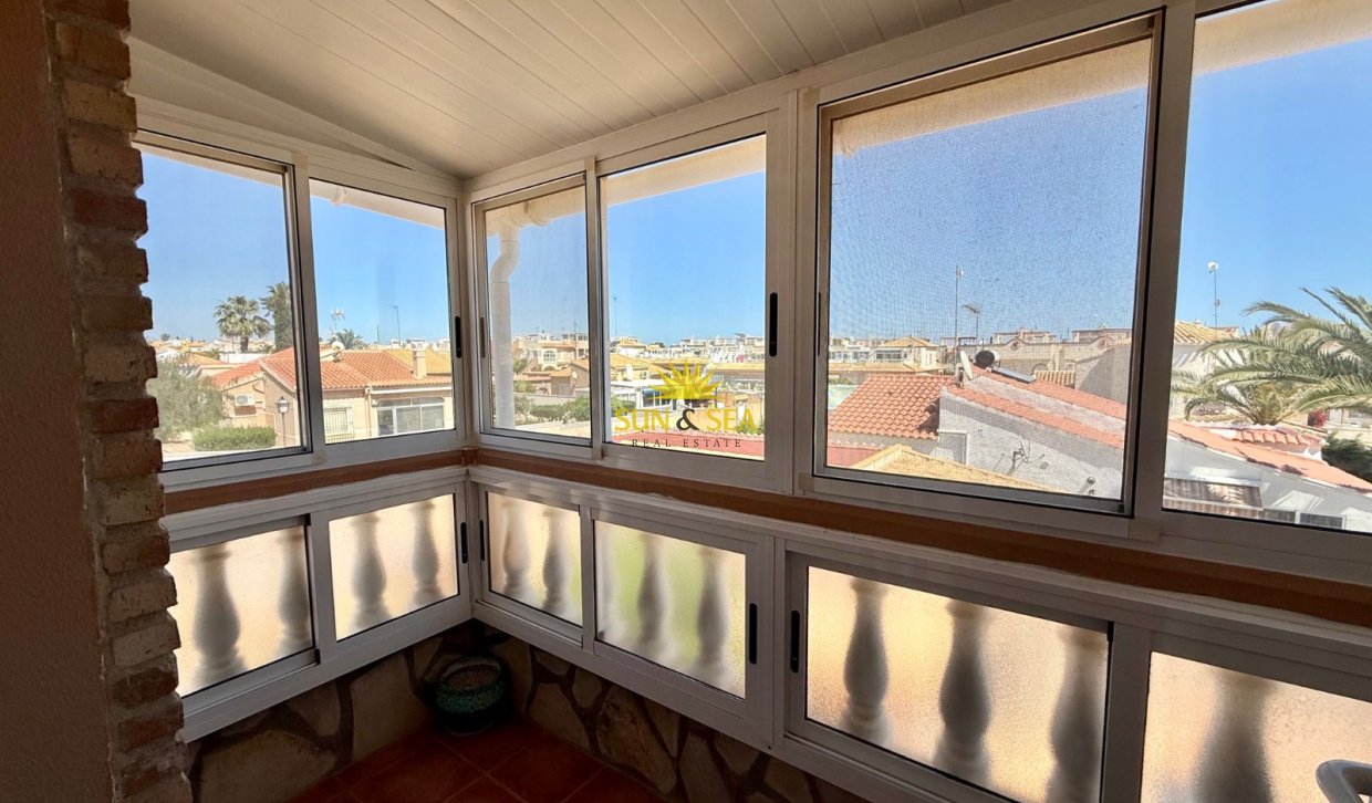 Resale - Villa - Orihuela Costa - La Florida
