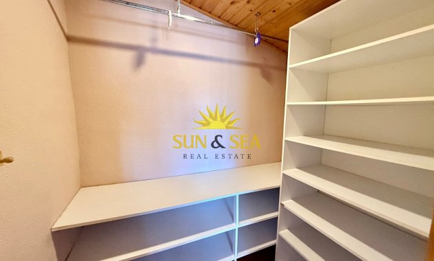 Resale - Villa - Orihuela Costa - La Florida