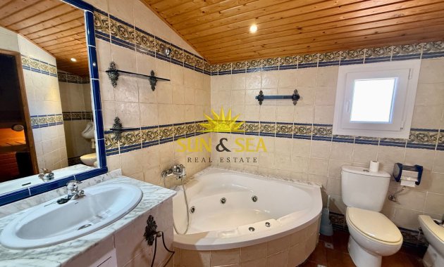 Resale - Villa - Orihuela Costa - La Florida