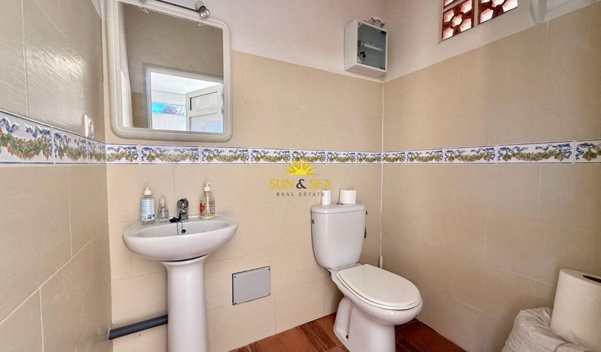 Resale - Villa - Orihuela Costa - La Florida