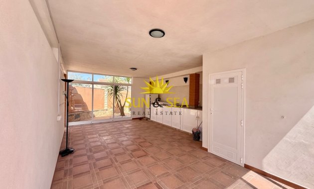Resale - Villa - Orihuela Costa - La Florida