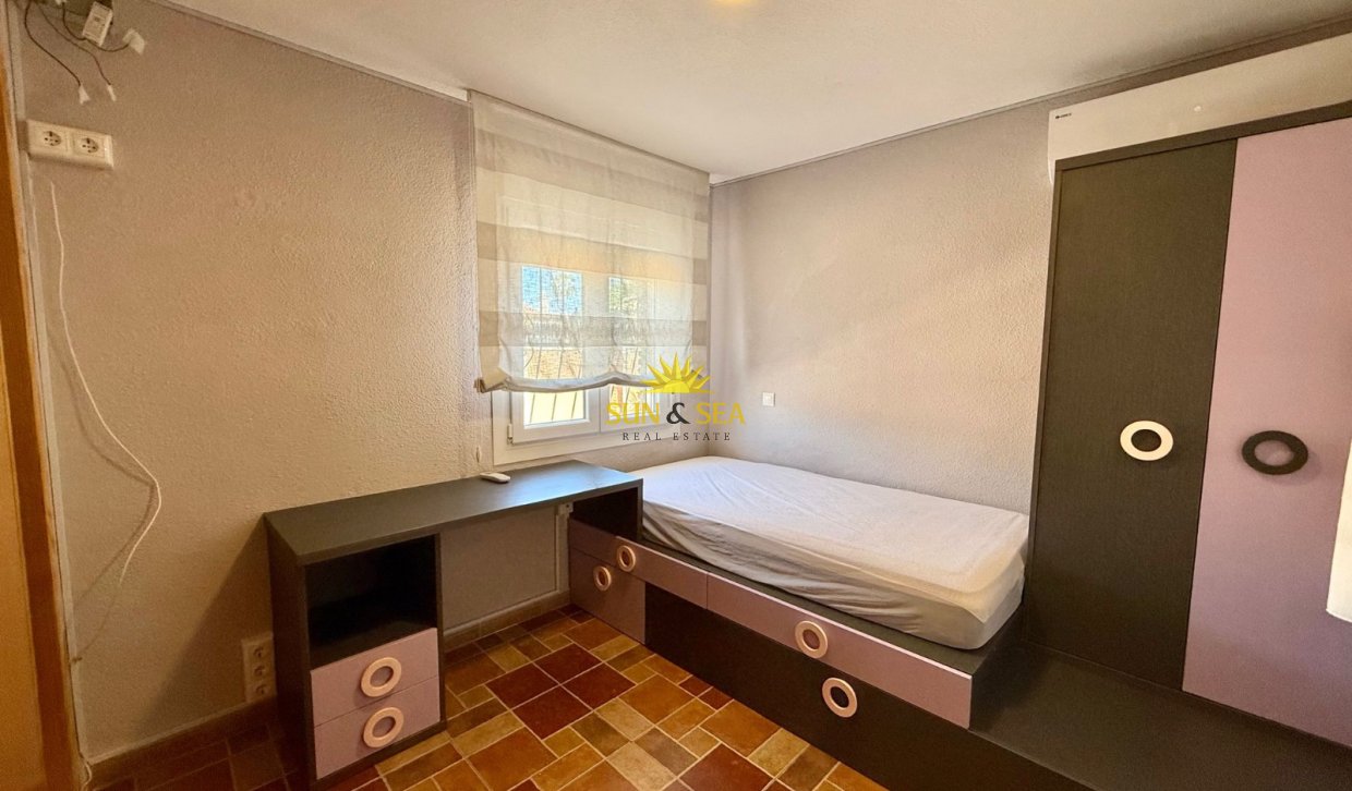 Resale - Villa - Orihuela Costa - La Florida