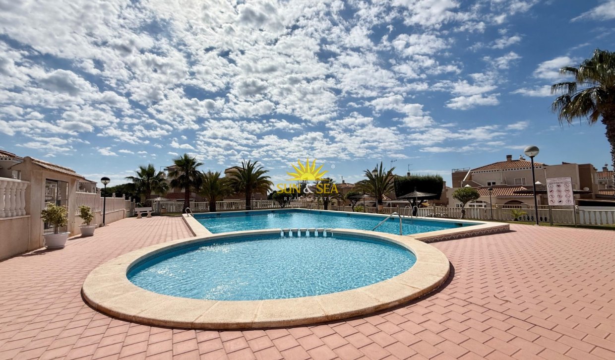 Langfristige Vermietung - Villa - Torrevieja - torrevieja