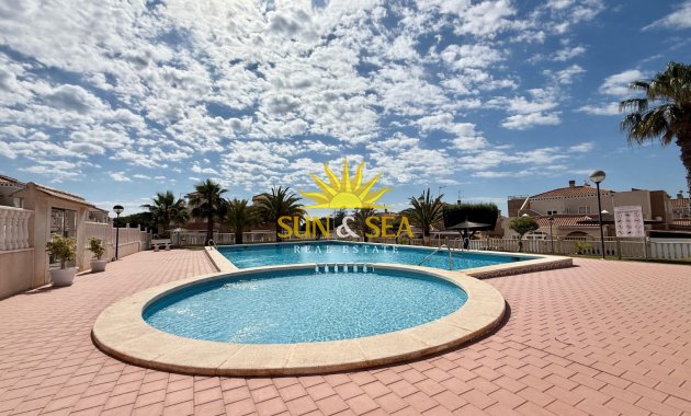 Langfristige Vermietung - Villa - Torrevieja - torrevieja