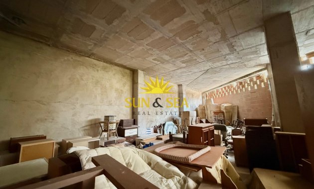 Location à long terme - Commercial - Torrevieja - El molino