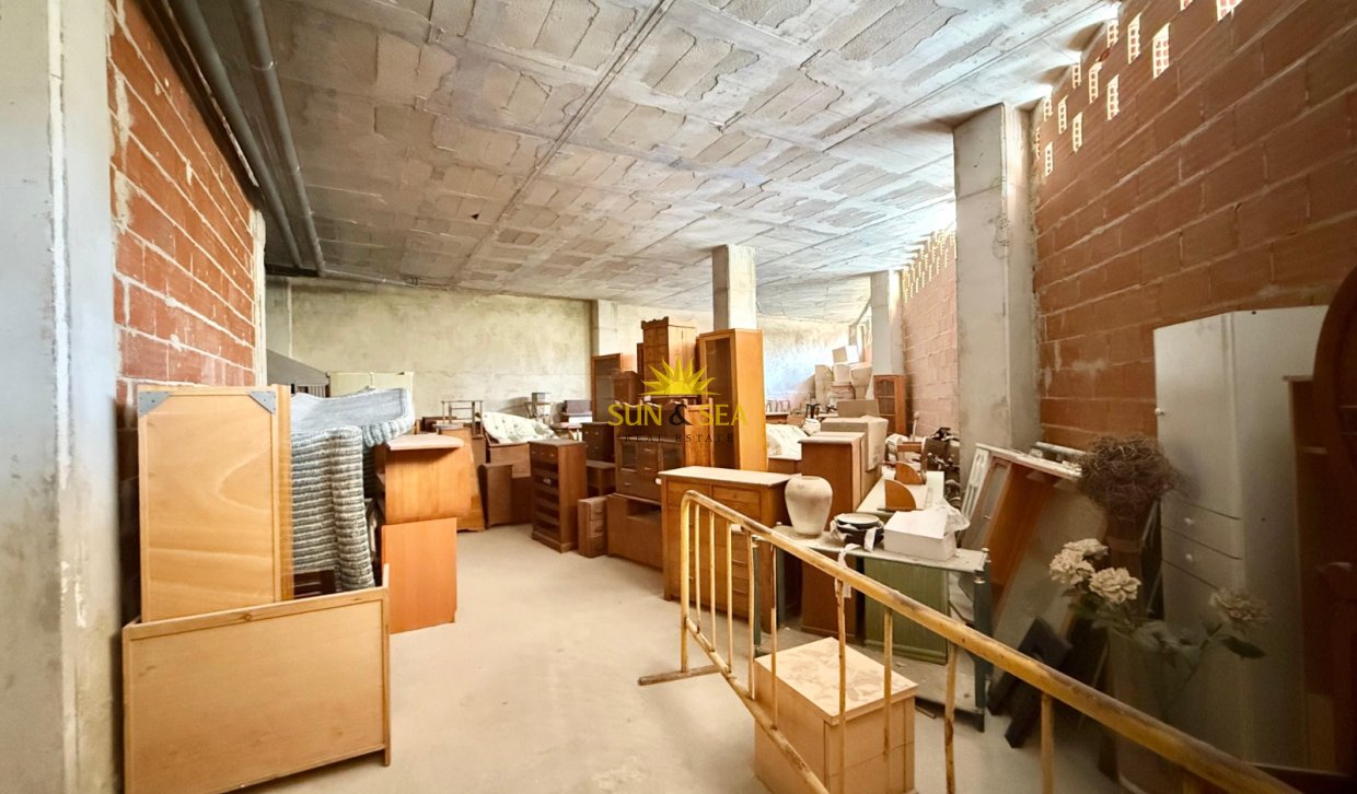 Location à long terme - Commercial - Torrevieja - El molino