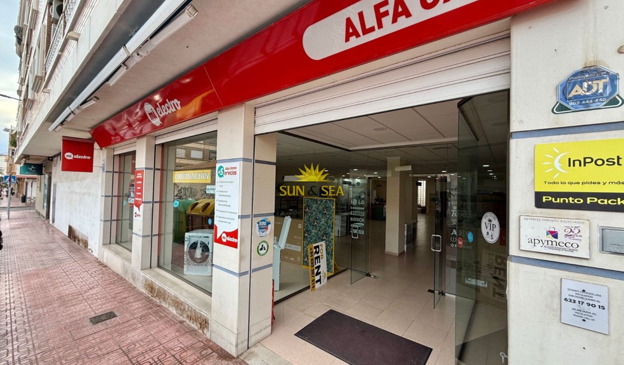 Location à long terme - Commercial - Torrevieja - Centro