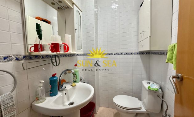 Location à long terme - Commercial - Torrevieja - Centro