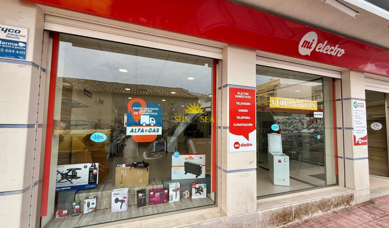 Location à long terme - Commercial - Torrevieja - Centro