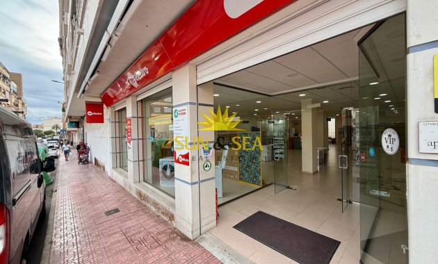 Location à long terme - Commercial - Torrevieja - Centro