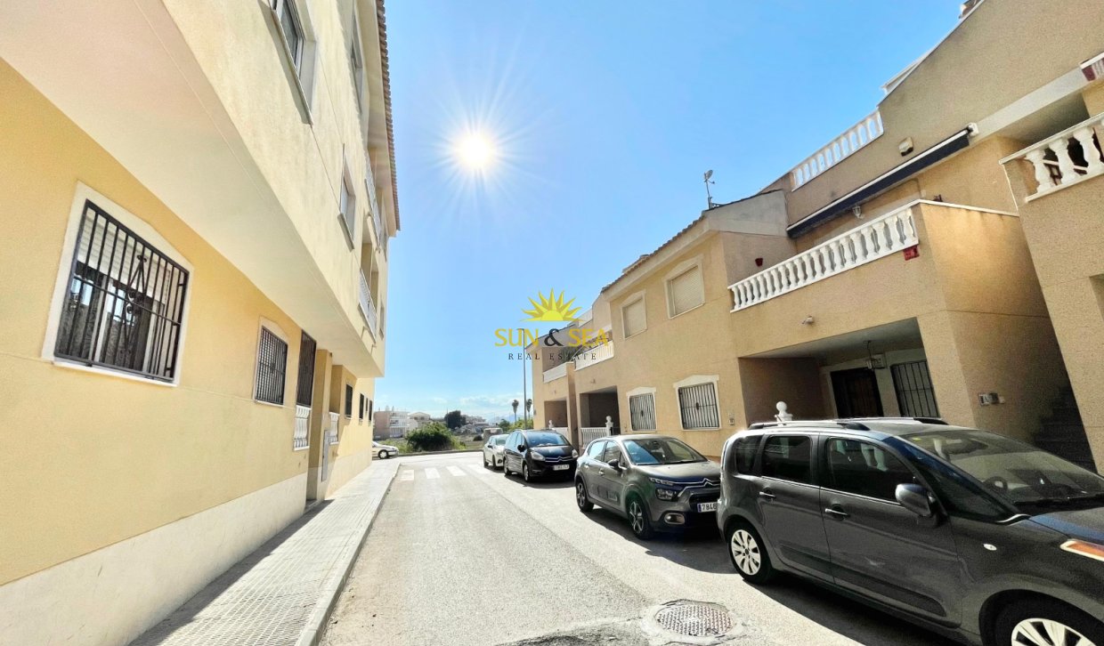 Long Term Rental - Apartment - Formentera del Segura