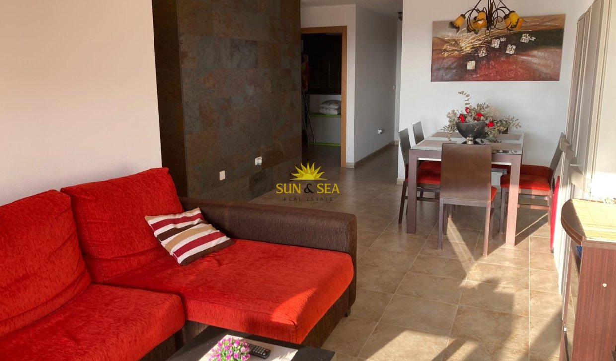 Location à long terme - Appartement - Arenales del Sol