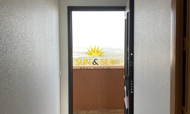 Location à long terme - Appartement - Arenales del Sol