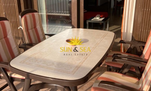 Location à long terme - Appartement - Arenales del Sol