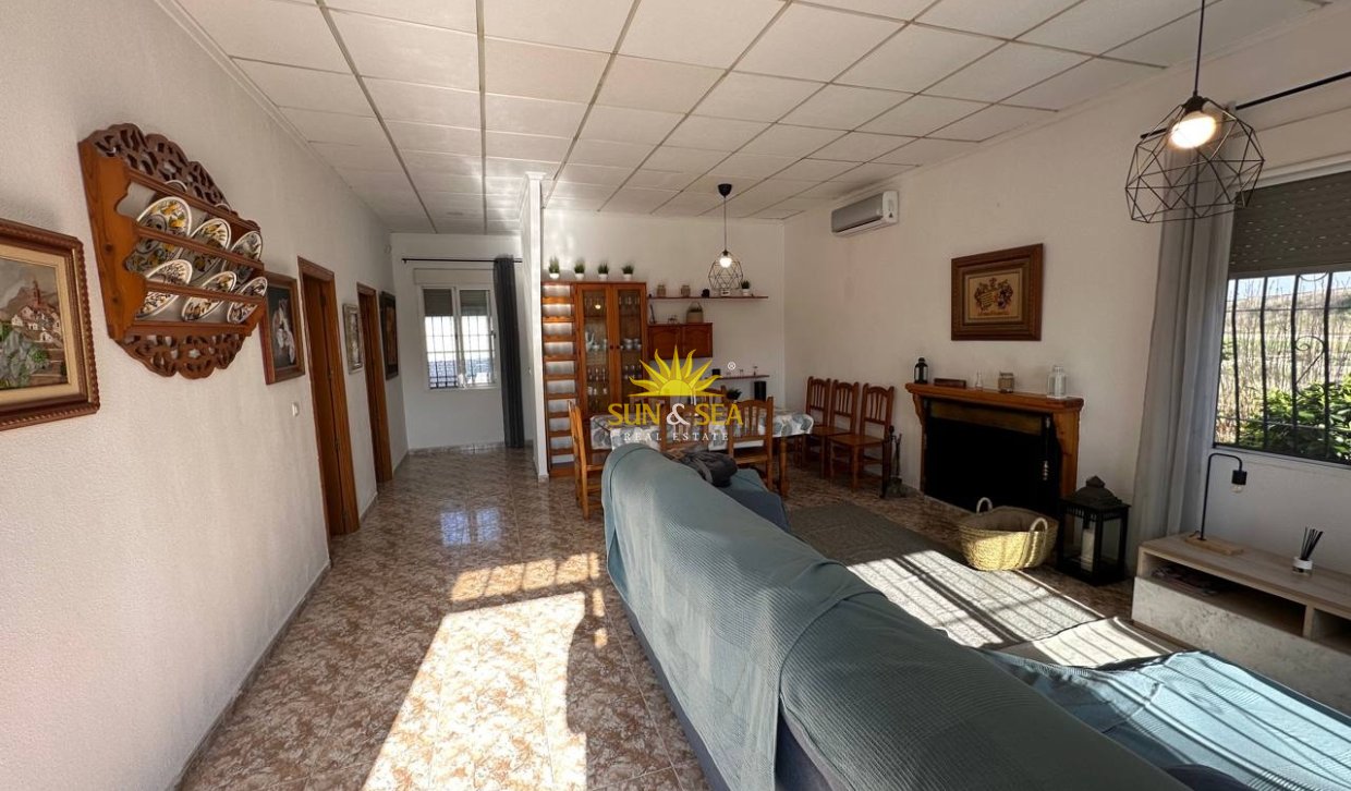 Long Term Rental - Villa - Catral