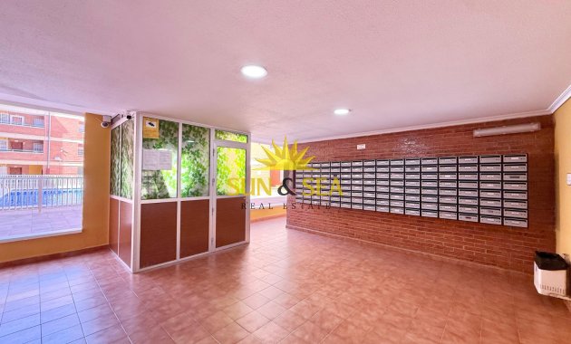 Reventa - Apartamento - Torrevieja - El Acequión - Los Náufragos