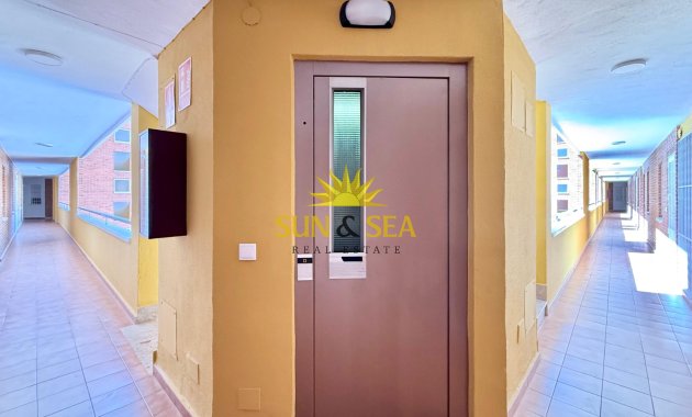 Reventa - Apartamento - Torrevieja - El Acequión - Los Náufragos