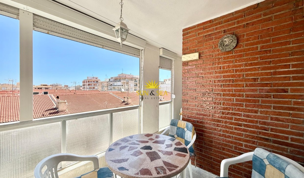 Reventa - Apartamento - Torrevieja - El Acequión - Los Náufragos